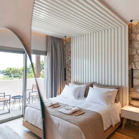 Theretra Seaside 4*