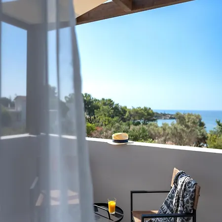 Theretra Seaside