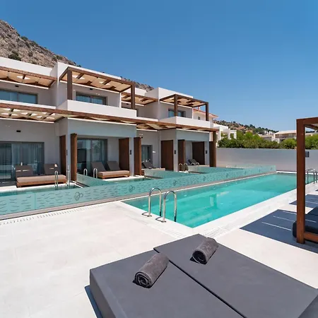 Theretra Seaside Pefki