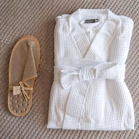 Theretra Seaside Apartahotel 4*